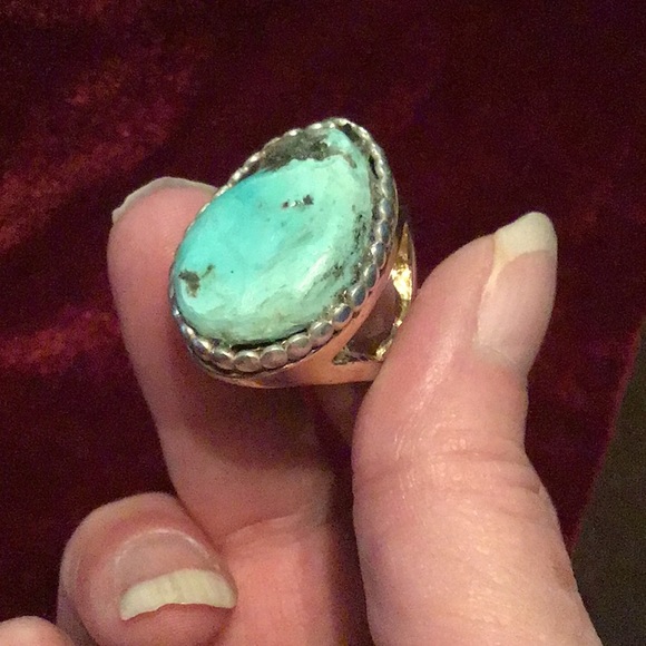 OLD HEAVY TURQUOISE RING - Picture 6 of 6